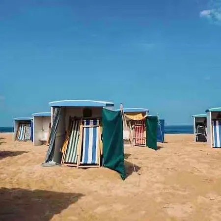 Logies At The Sea Apartman *