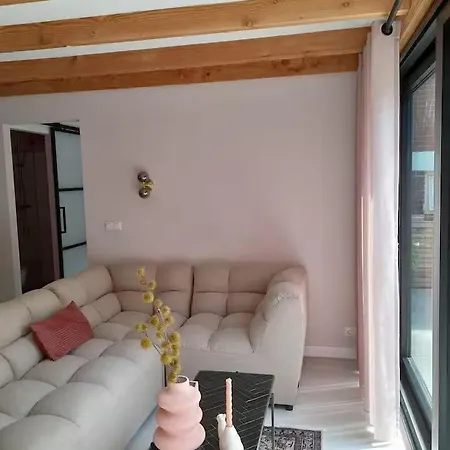 Logies At The Sea Apartman