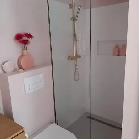 Logies At The Sea Apartmán *